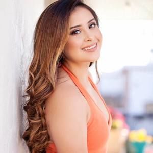 Meet your Posher, Elizabeth